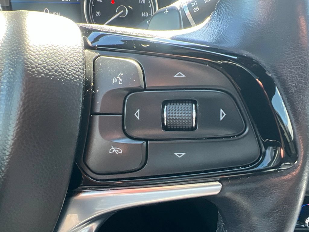 Used 2023 Buick Enclave Essence w/ Experience Buick Package FWD image 64