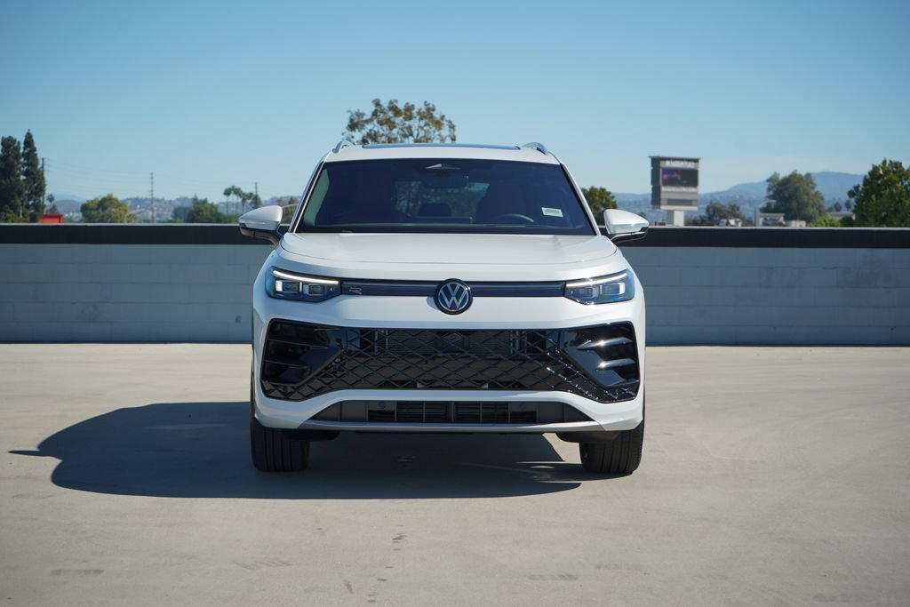 New 2026 Volkswagen Tiguan SEL R-Line AWD/4WD image 6