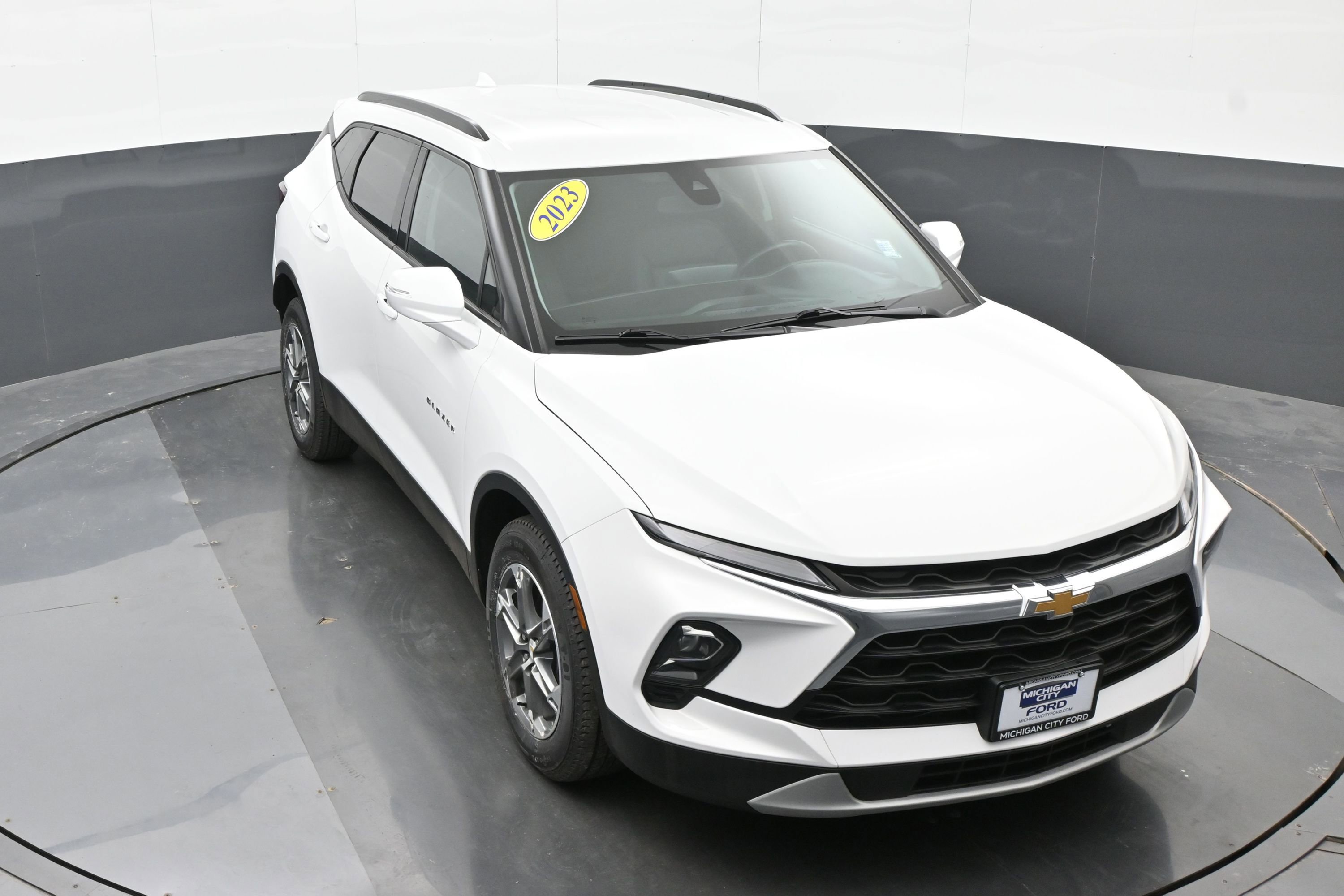 Used 2023 Chevrolet Blazer LT AWD/4WD image 32