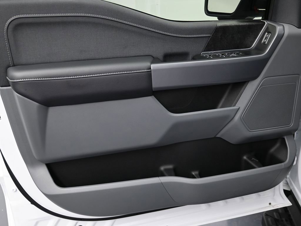 New 2025 Ford F150 Lightning XLT AWD/4WD image 13