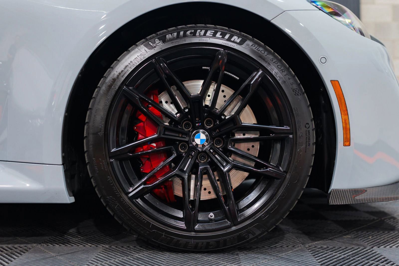 Used 2024 BMW M2 w/ Lighting Package image 21