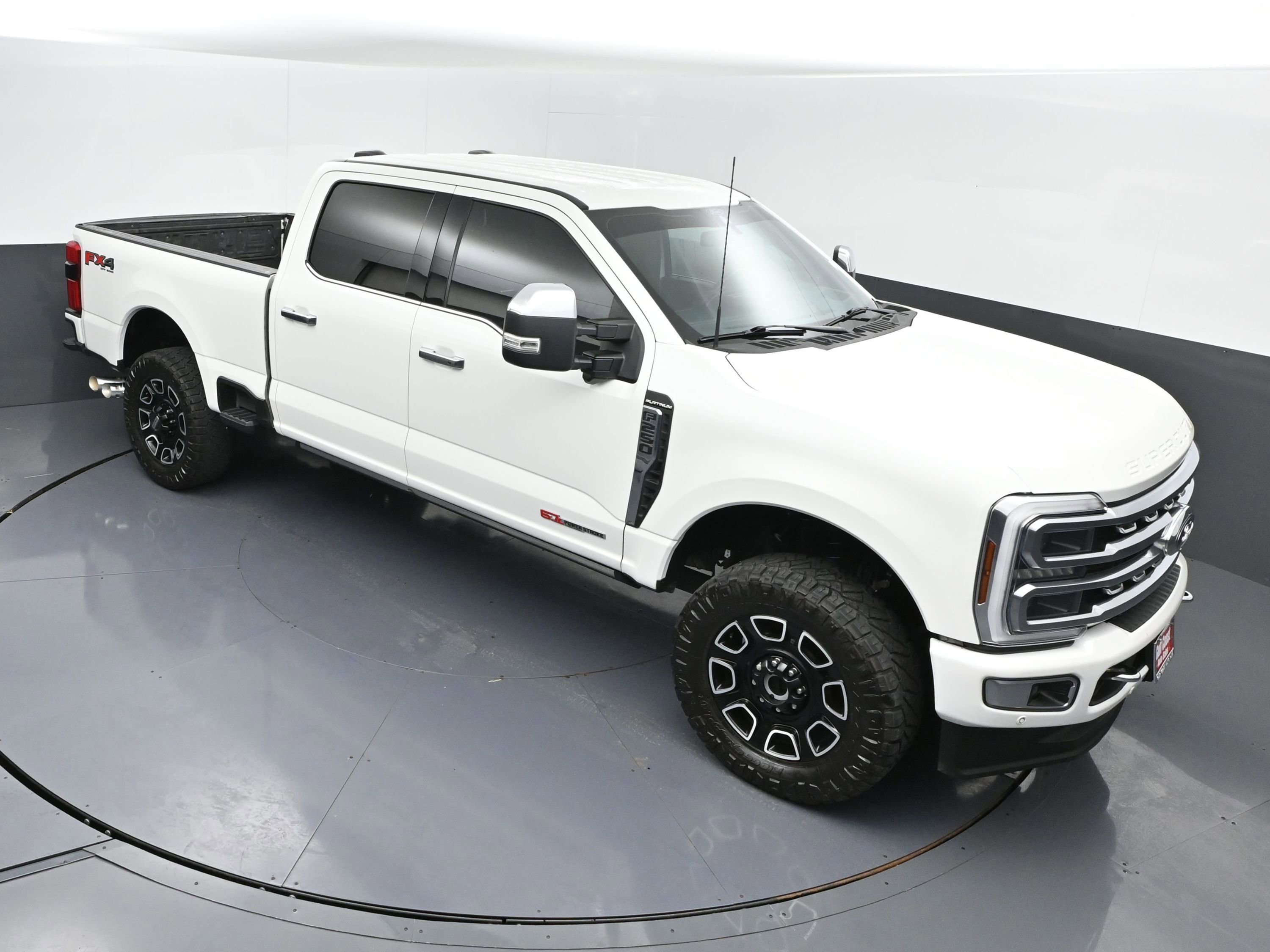 Used 2024 Ford F250 Platinum image 38