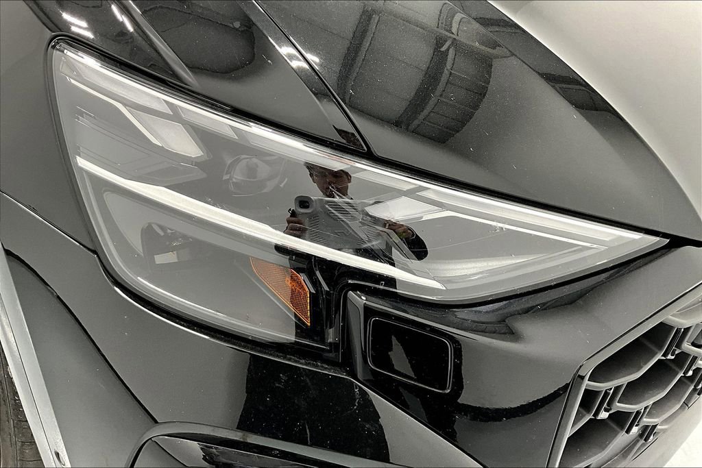 Used 2024 Audi SQ8 Premium Plus image 39