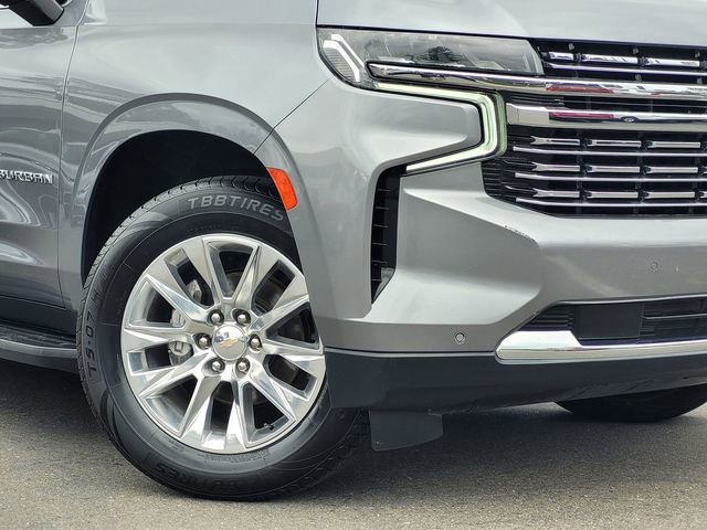Used 2021 Chevrolet Suburban Premier w/ Premium Package RWD image 9