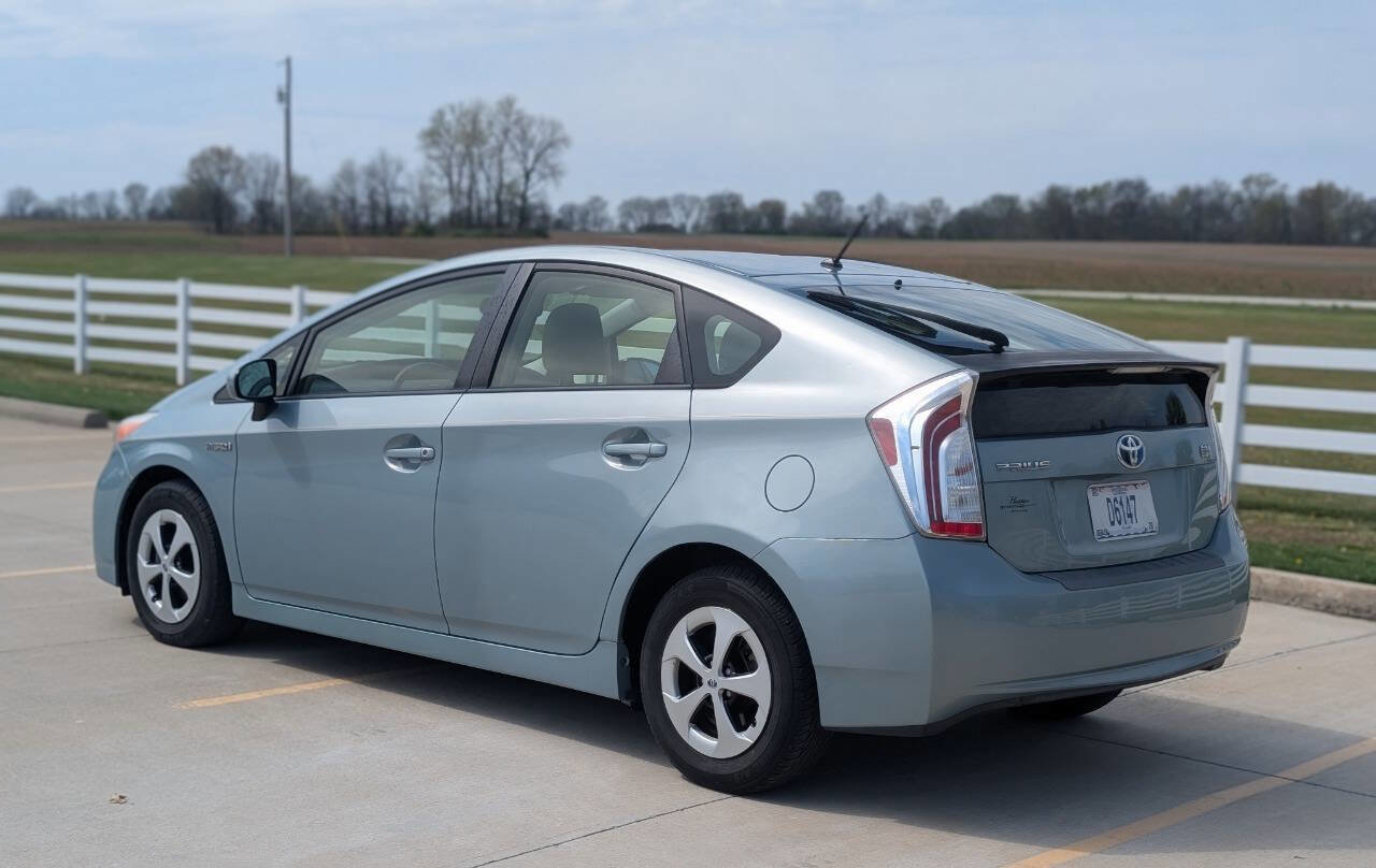 Used 2012 Toyota Prius Two image 5