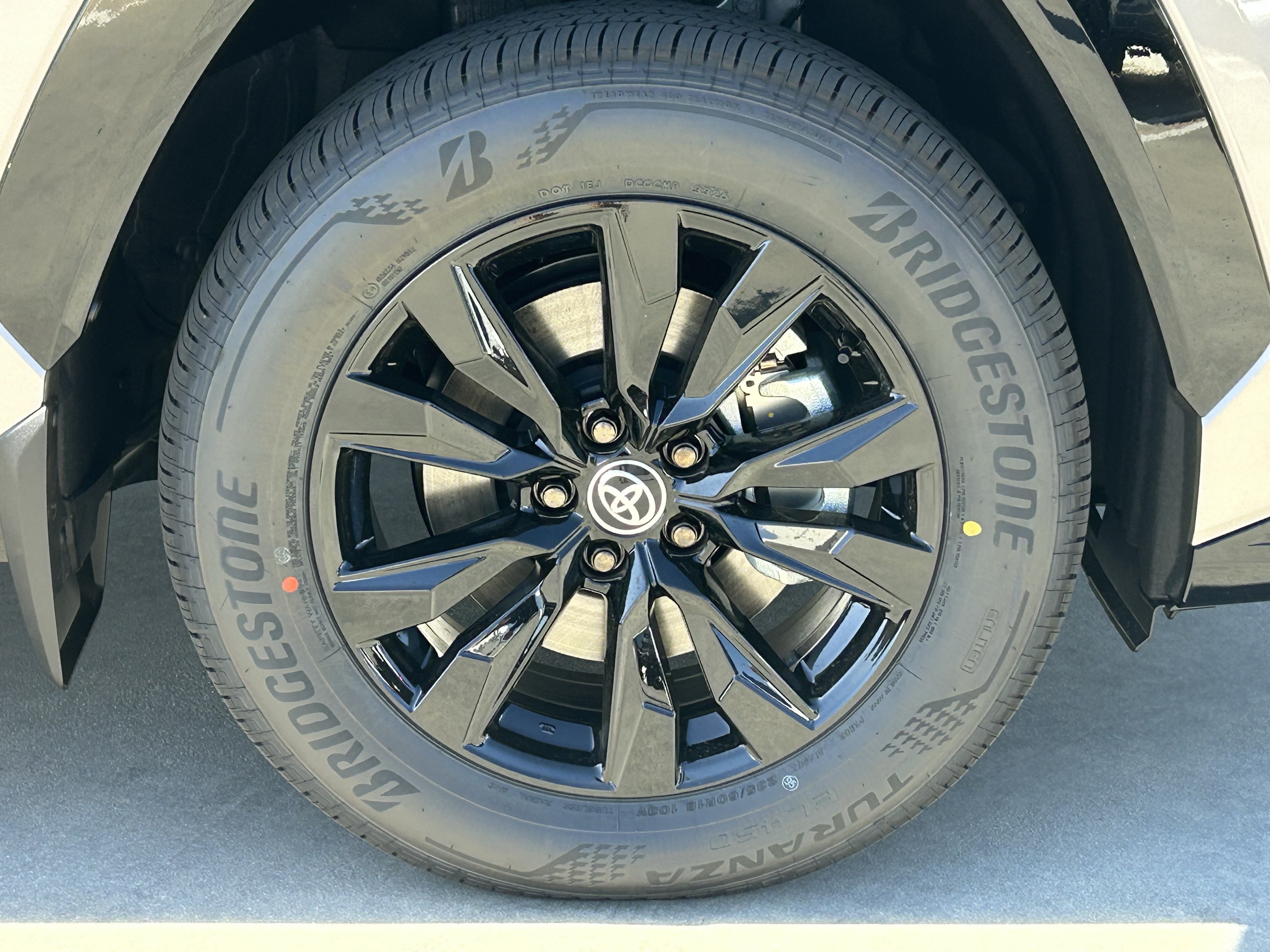 New 2026 Toyota RAV4 SE w/ Weather Package AWD/4WD image 8