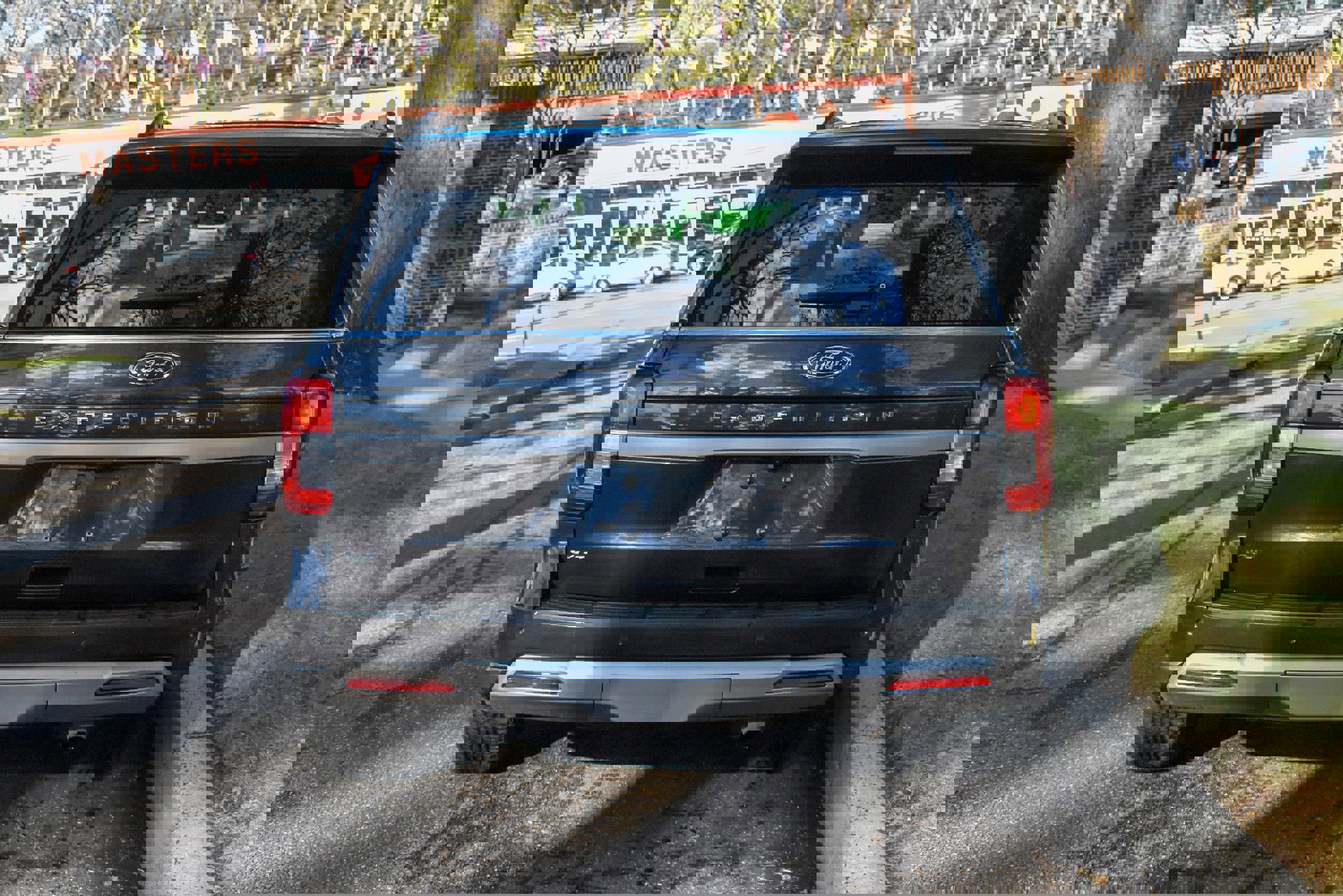 Used 2024 Ford Expedition XLT image 7