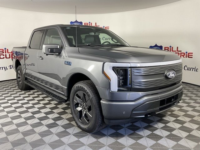 New 2025 Ford F150 Lightning Lariat w/ Max Trailer Tow Package