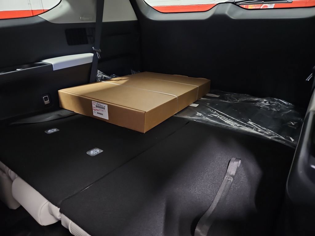 New 2026 Toyota Grand Highlander XLE image 26