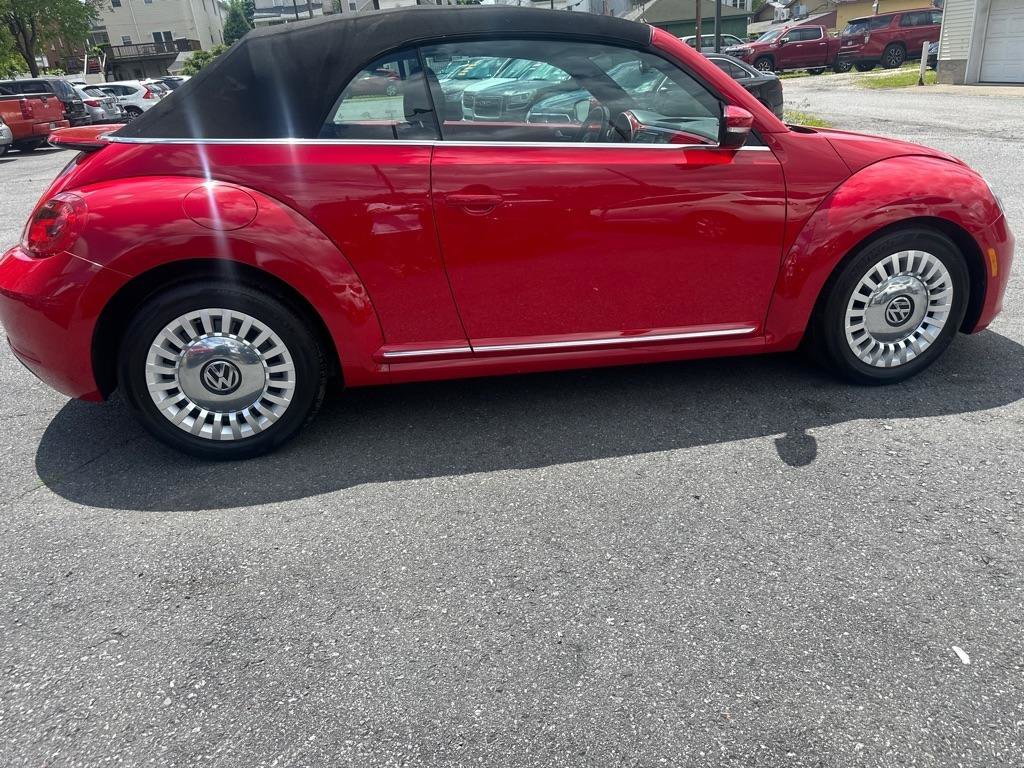 Used 2014 Volkswagen Beetle 1.8T FWD image 6
