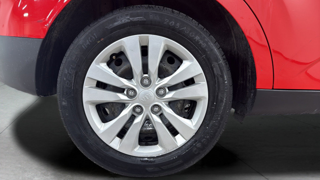 Used 2021 Kia Soul LX image 39