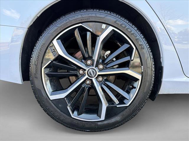 Used 2024 Nissan Altima 2.5 SR image 9