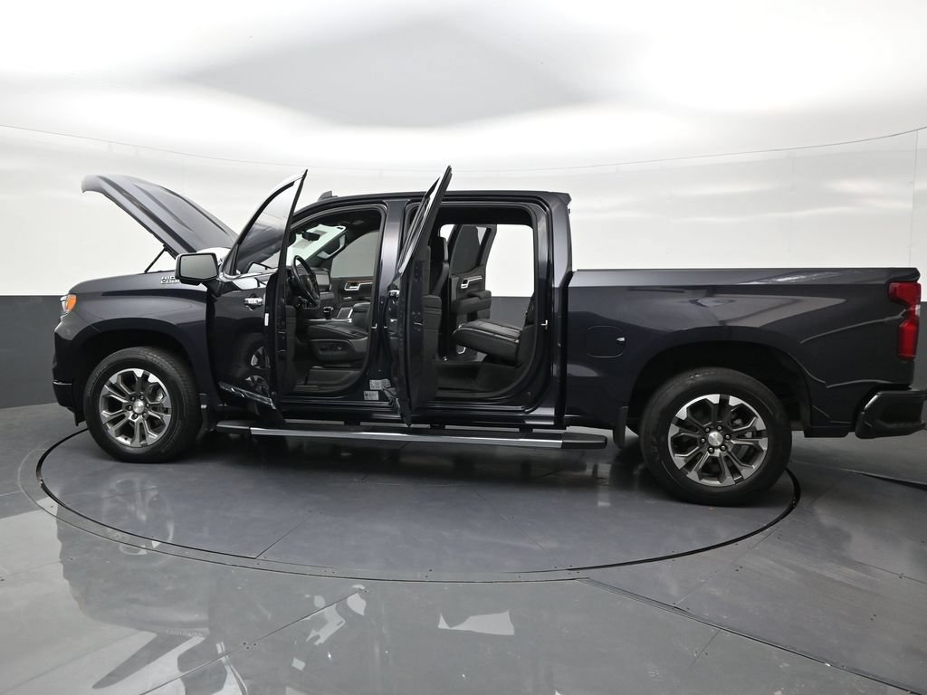 Used 2024 Chevrolet Silverado 1500 High Country w/ Technology Package RWD image 30