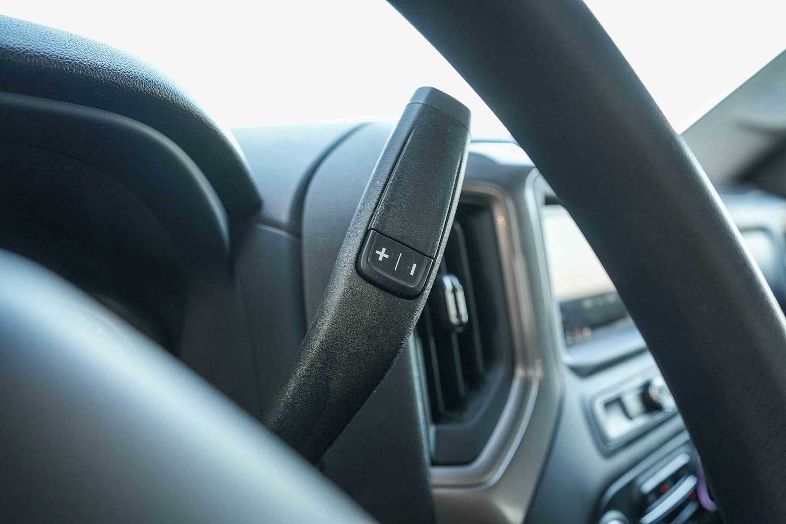 Used 2024 Chevrolet Silverado 1500 Custom RWD image 19