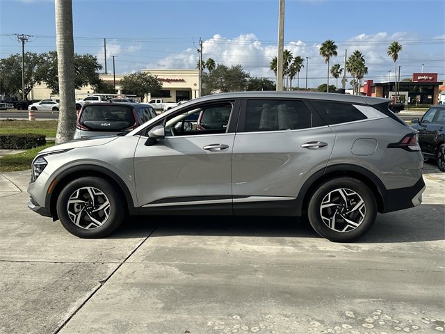 Certified 2024 Kia Sportage LX image 12