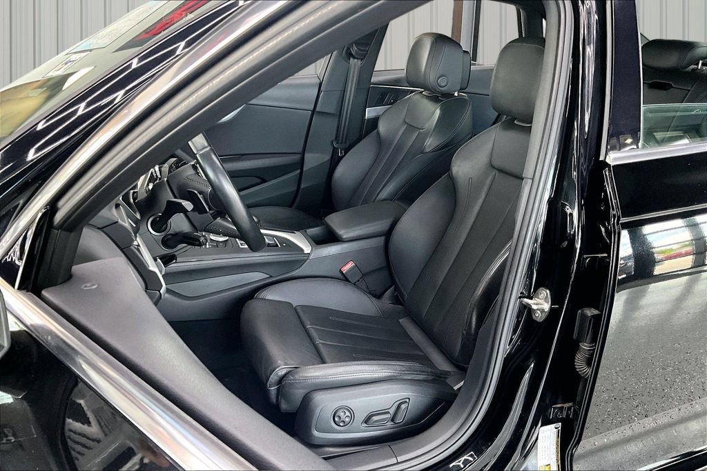 Used 2017 Audi A4 2.0T Premium Plus w/ Premium Plus Package AWD/4WD image 21
