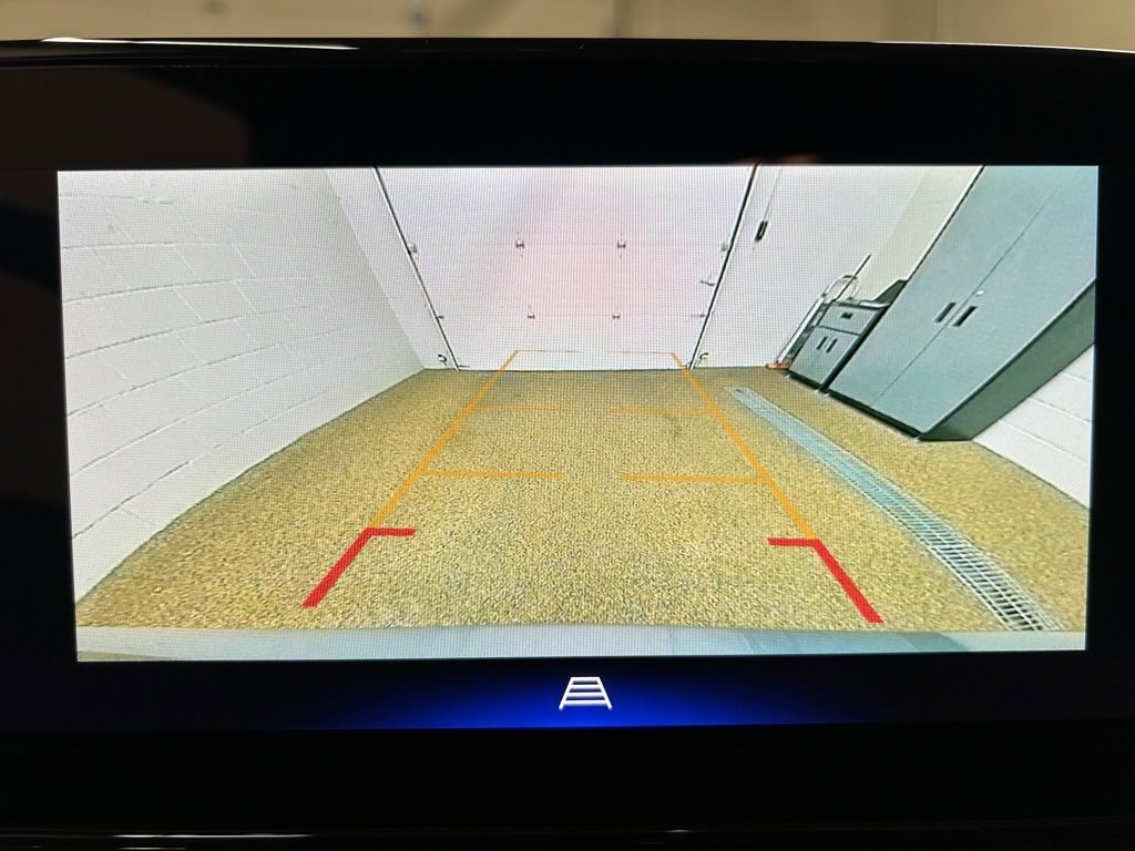 Used 2025 Chevrolet Trax LT w/ Driver Confidence Package image 21