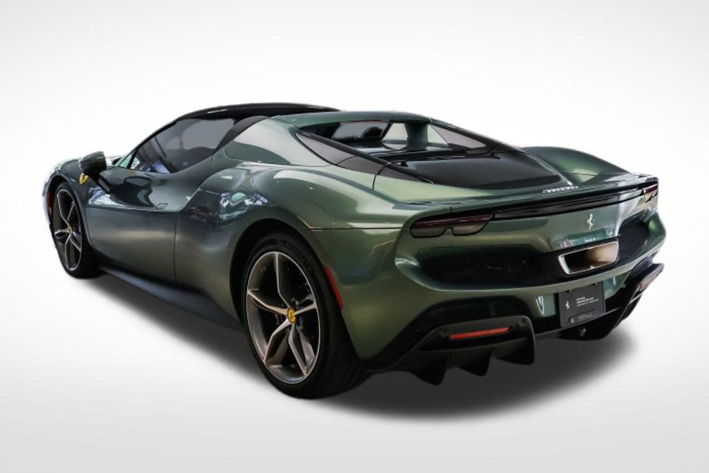 Used 2023 Ferrari 296 GTS RWD image 3