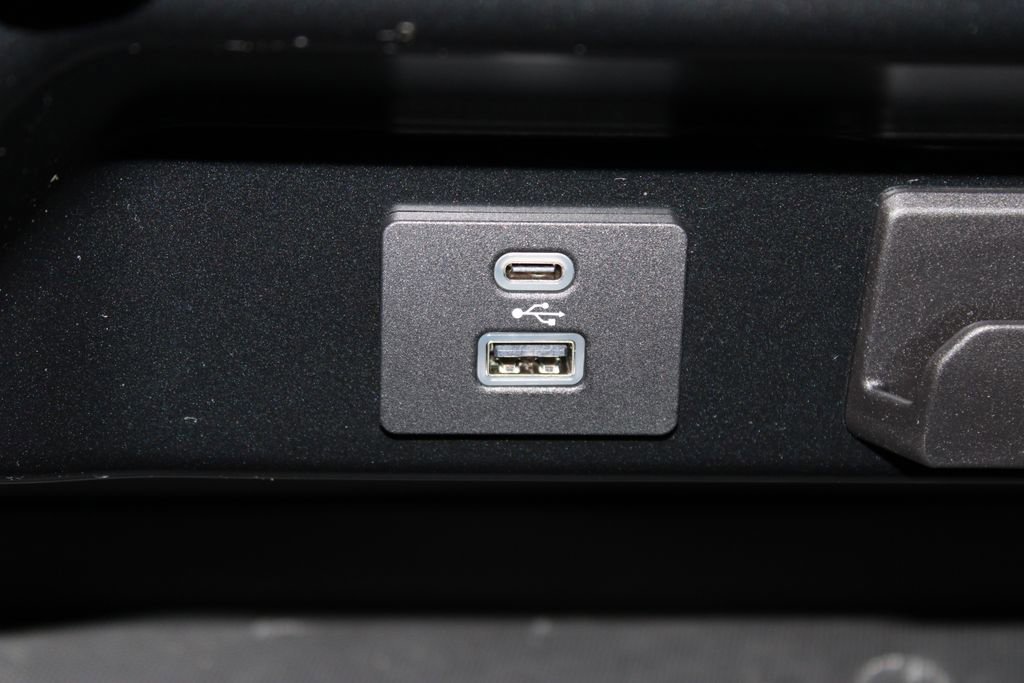 Used 2024 Ford F150 XL image 40