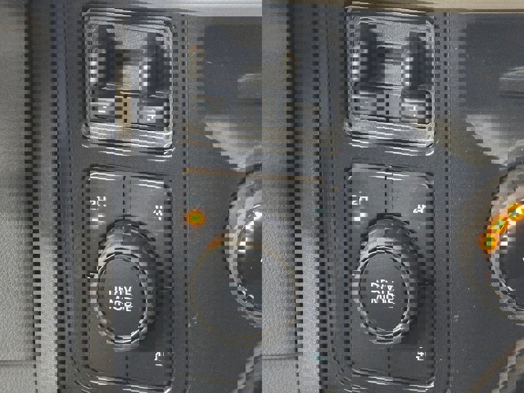 New 2026 Ford F350 XL w/ XL Chrome Package image 15