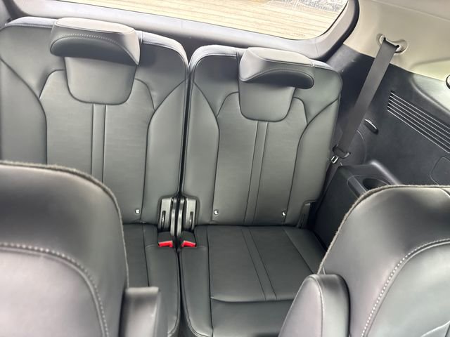 Certified 2025 Kia Sorento EX w/ EX Panoramic Sunroof Package image 14