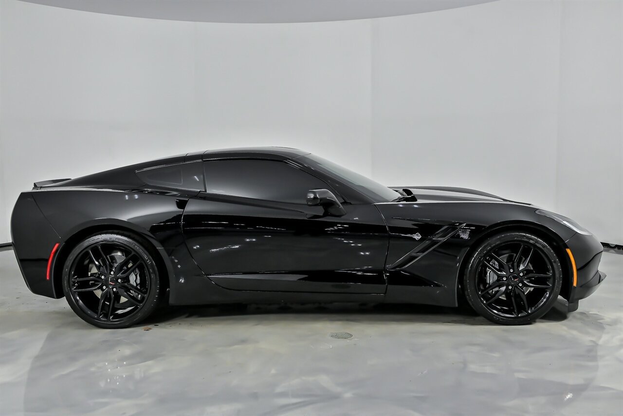 Used 2019 Chevrolet Corvette Stingray Coupe w/ 1LT image 14