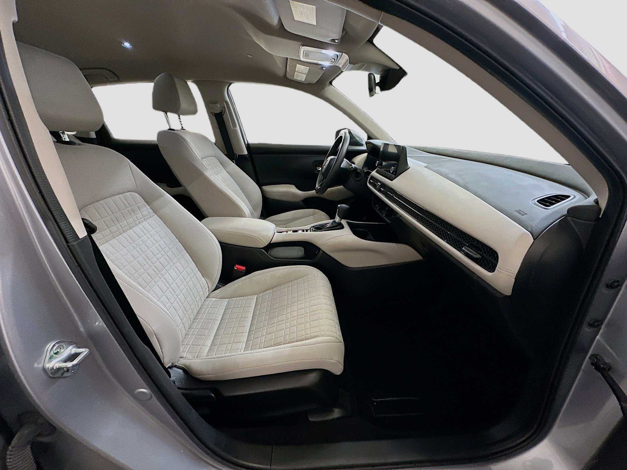 Used 2024 Honda HR-V LX image 31