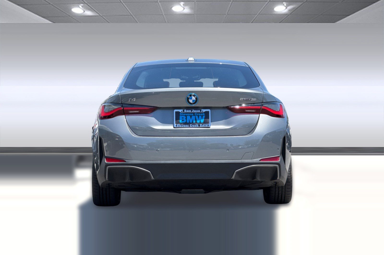 Certified 2023 BMW i4 eDrive35 RWD image 9