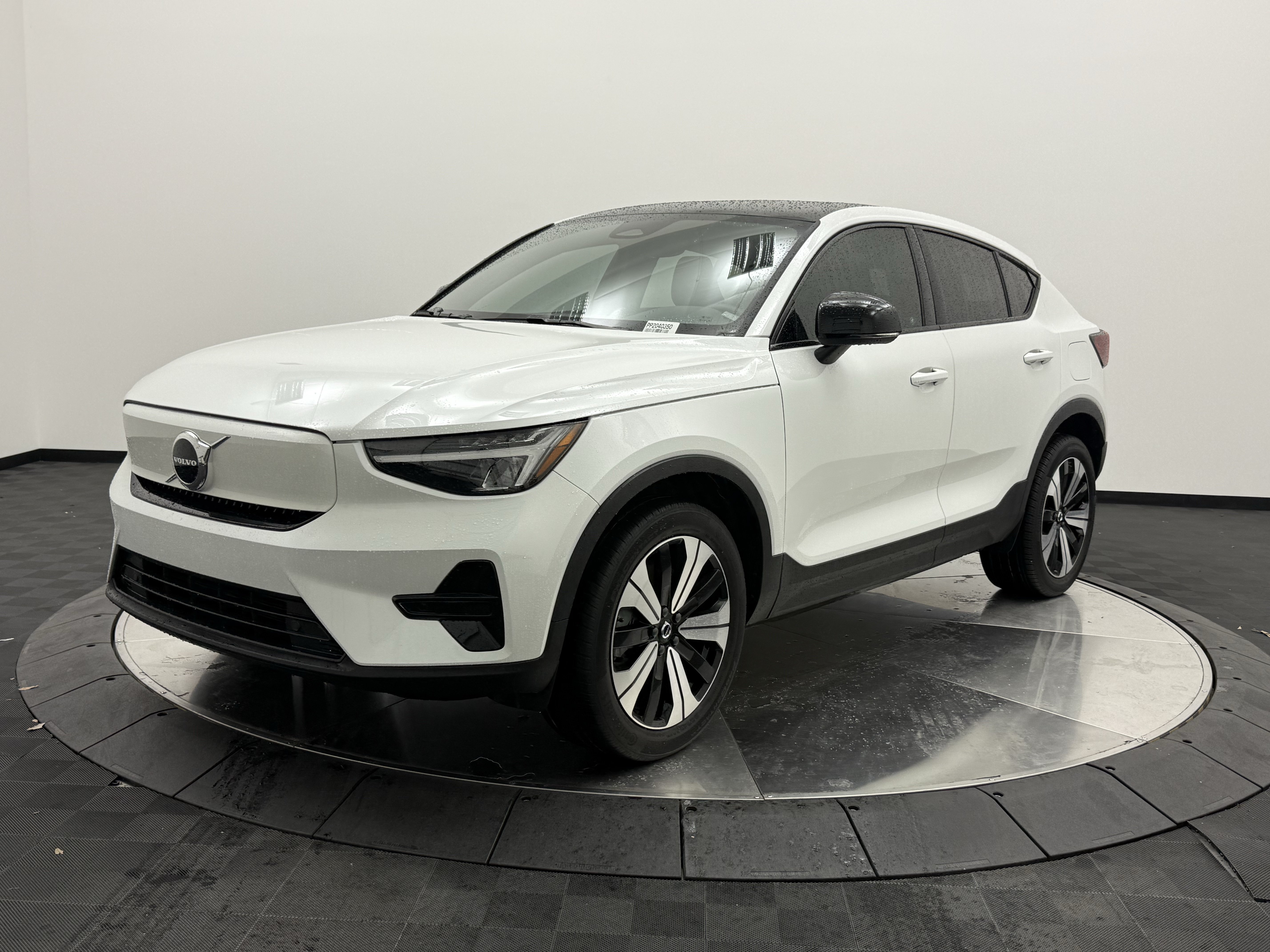 Certified 2023 Volvo C40 Recharge Core AWD/4WD image 3