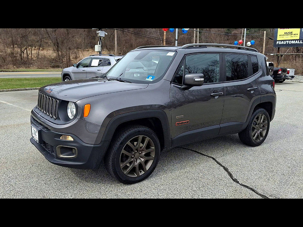 Used 2016 Jeep Renegade 75th Anniversary image 4