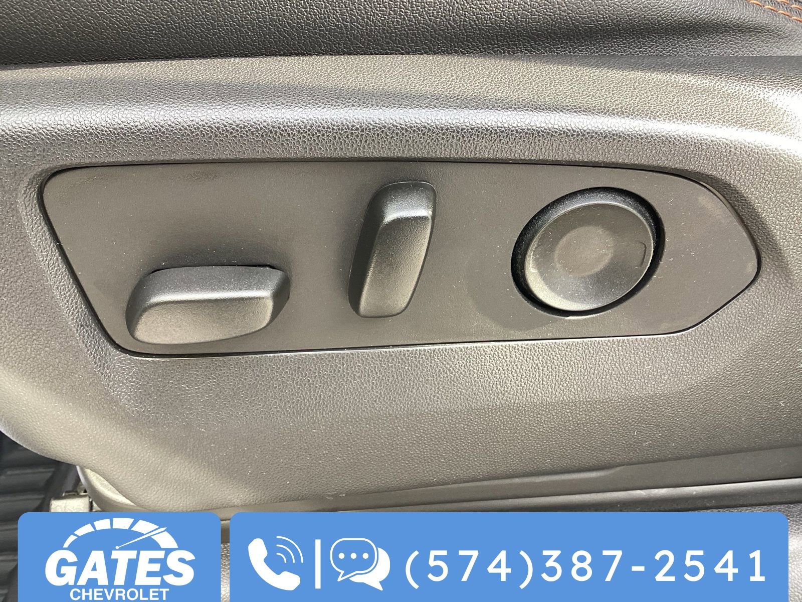 Used 2024 GMC Sierra 2500 AT4 w/ AT4 Premium Plus Package image 17