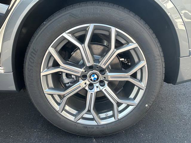 New 2026 BMW X7 xDrive40i image 5