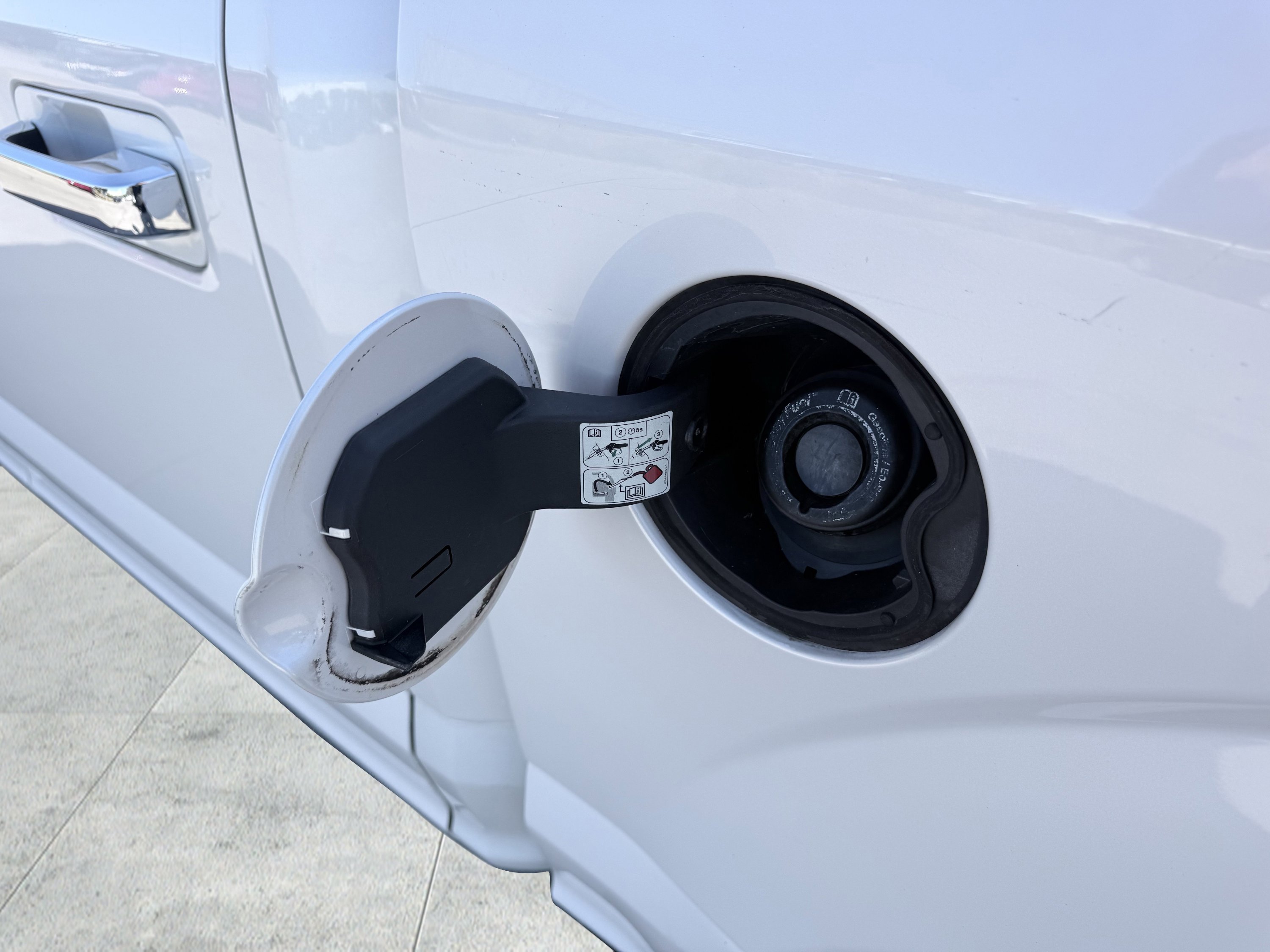 Used 2016 Ford F150 Platinum w/ Equipment Group 701A Luxury image 65