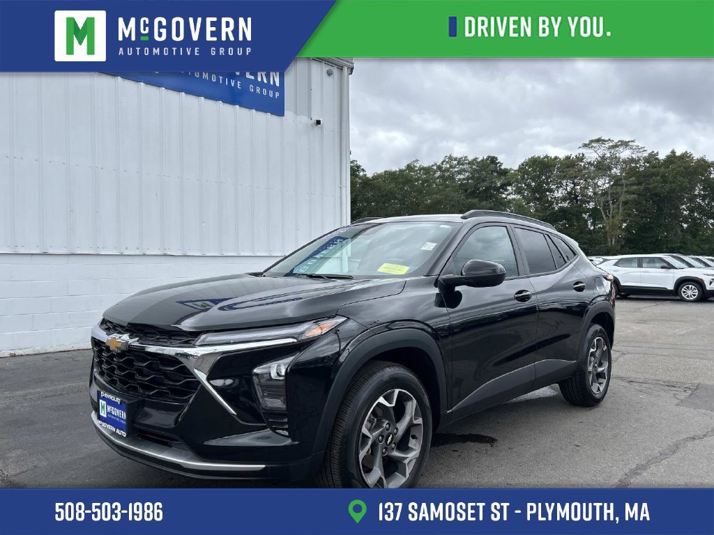 Used 2024 Chevrolet Trax LT w/ Driver Confidence Package FWD image 1