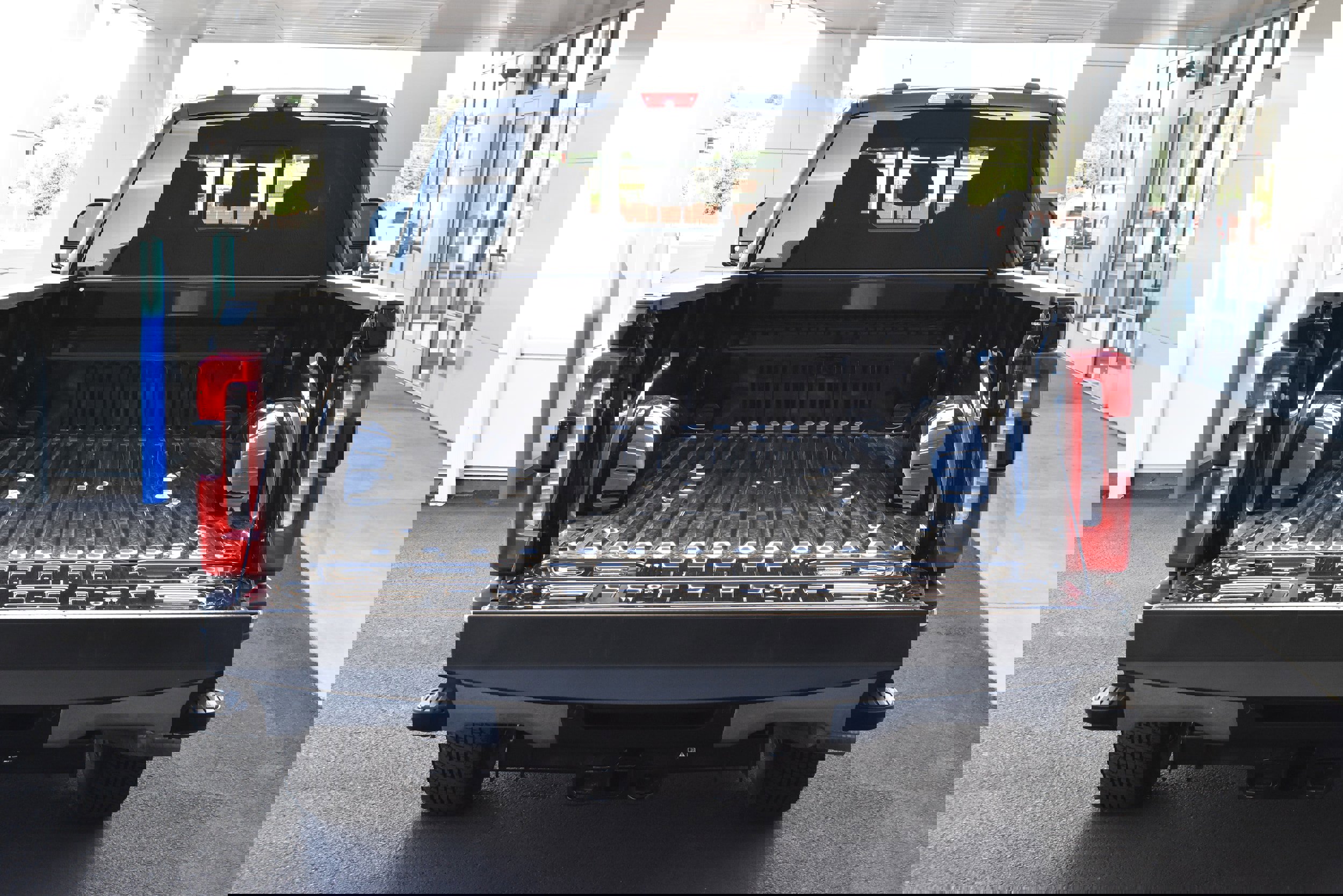 New 2025 Ford F250 XL w/ 360-Degree Camera Package image 8