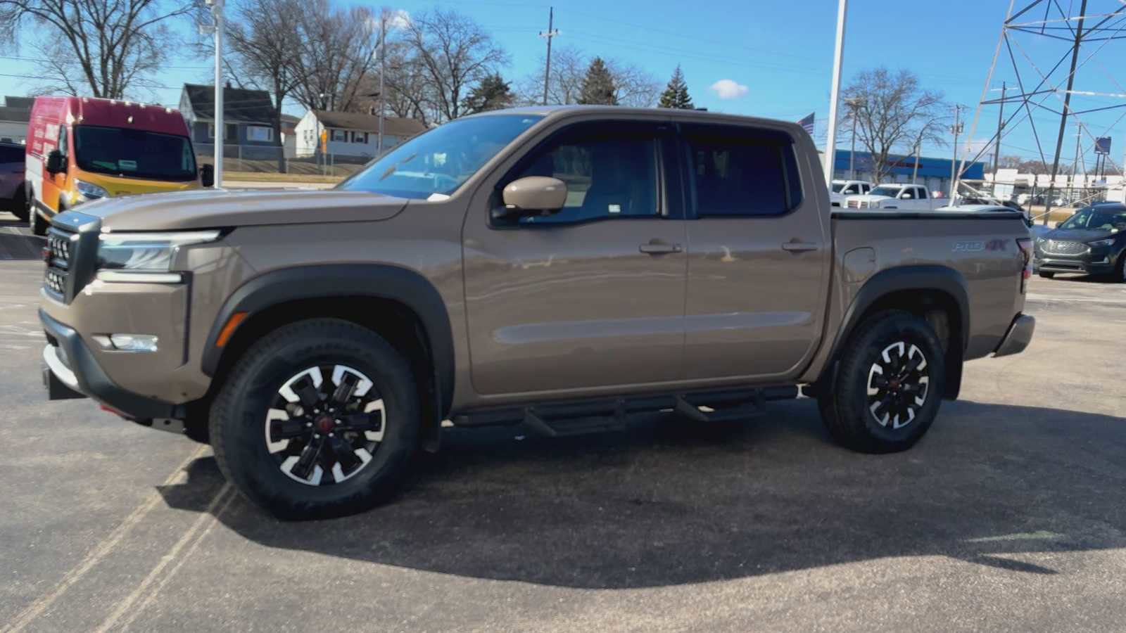 Used 2023 Nissan Frontier PRO-4X w/ Pro Convenience Package image 6