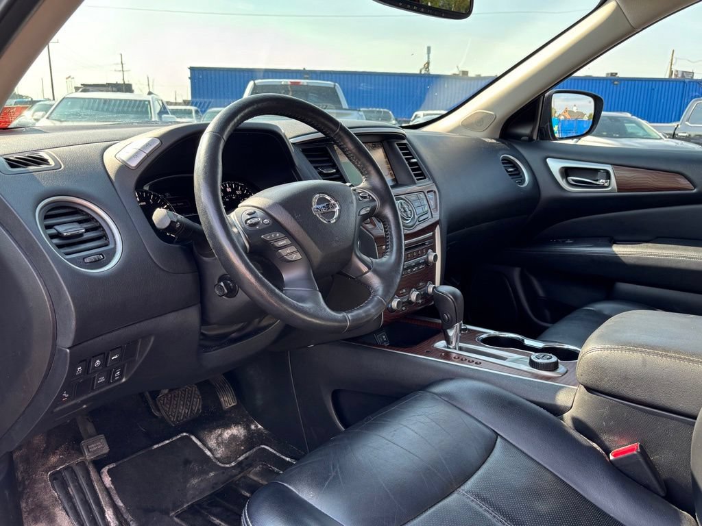 Used 2019 Nissan Pathfinder Platinum AWD/4WD image 10