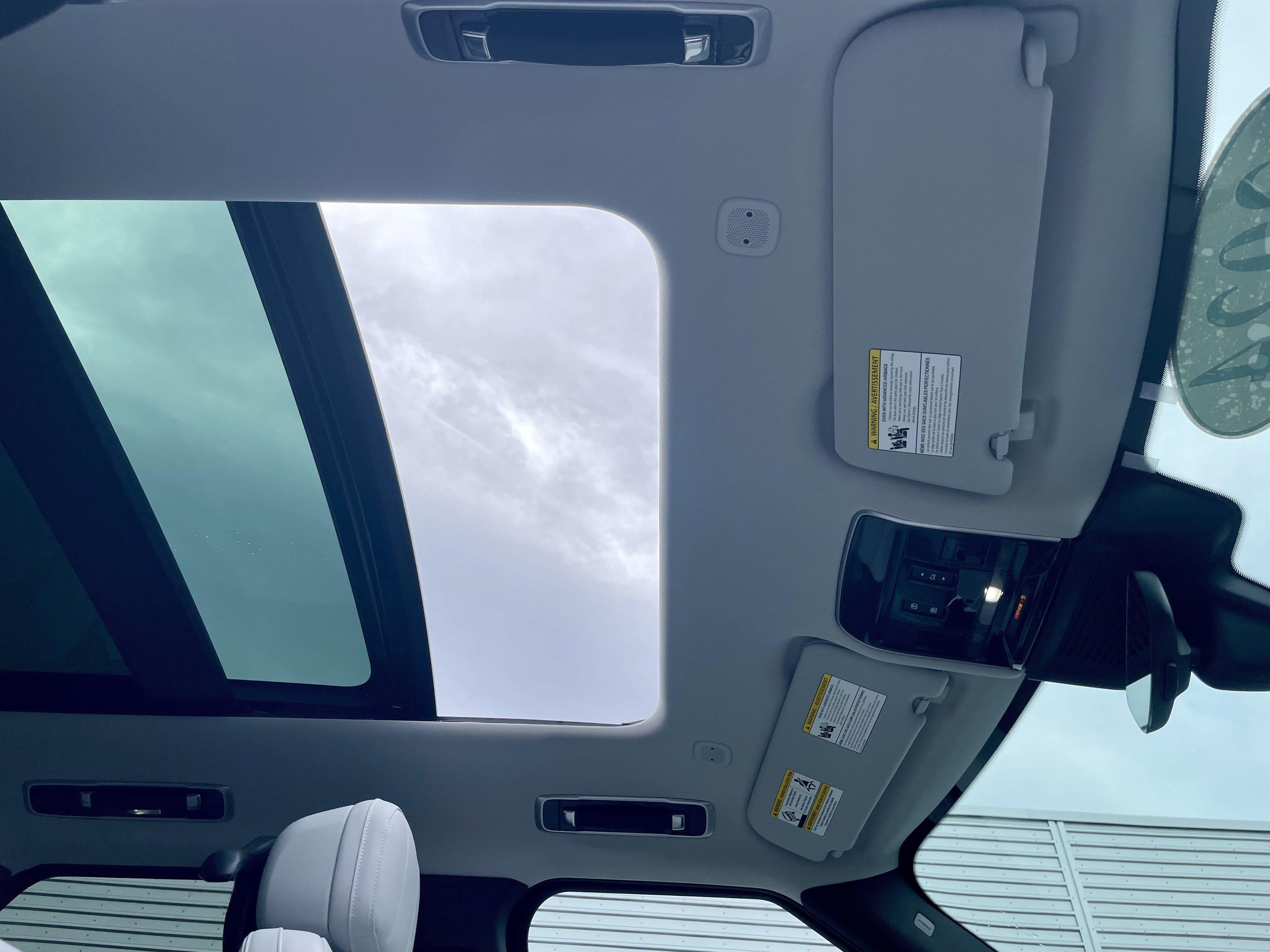 Certified 2024 Land Rover Range Rover Sport SE image 17