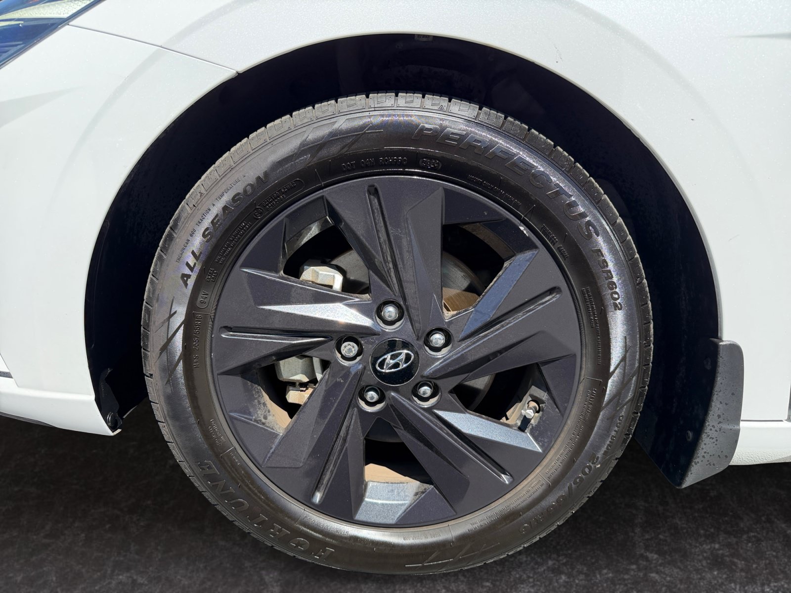 Used 2022 Hyundai Elantra SEL w/ Convenience Package FWD image 14