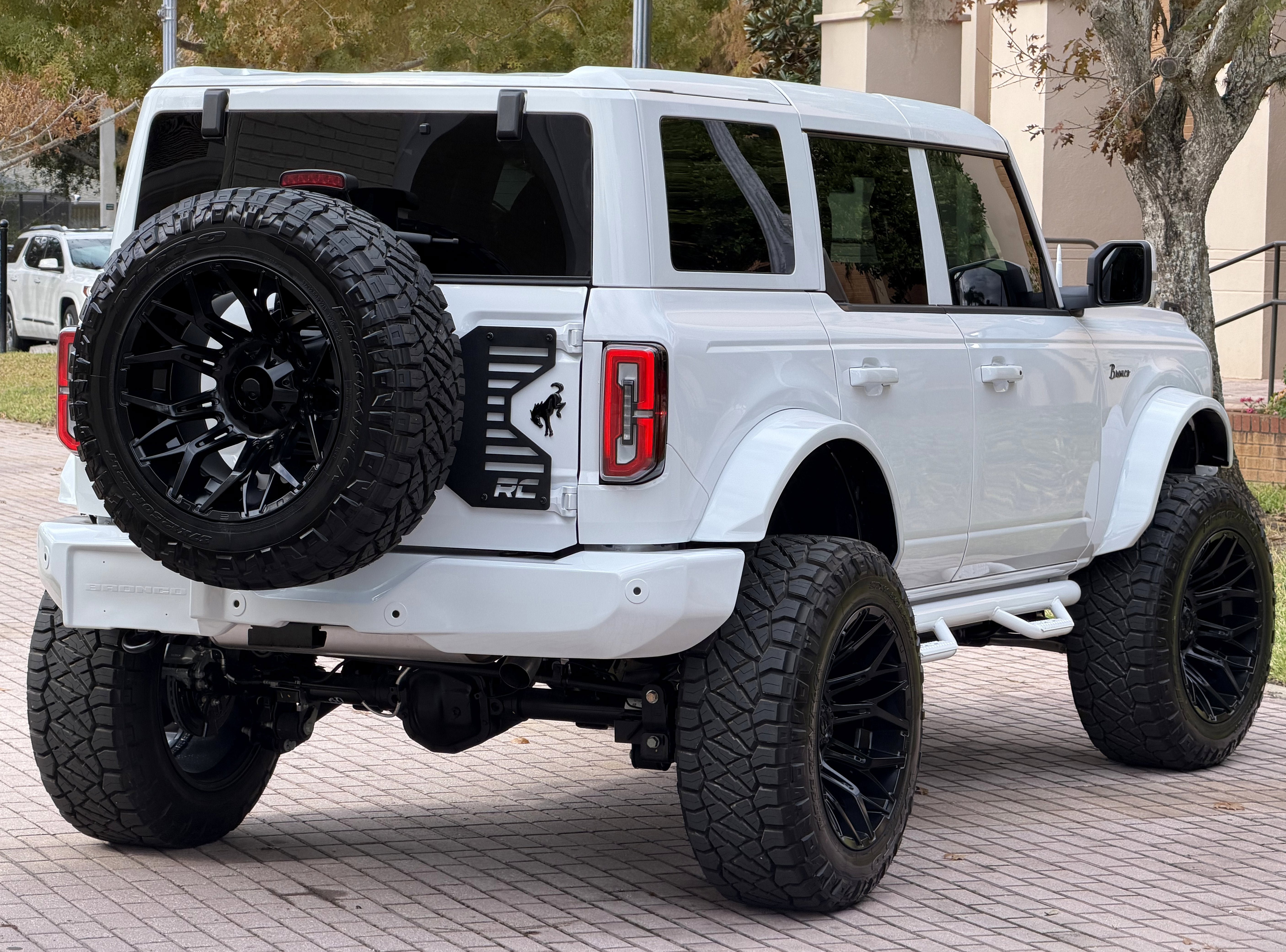 Used 2025 Ford Bronco Outer Banks AWD/4WD image 35