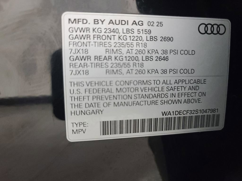 Used 2025 Audi Q3 2.0T Premium image 43