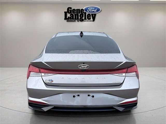 Used 2023 Hyundai Elantra Limited image 9