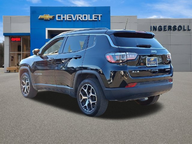 Used 2025 Jeep Compass Limited AWD/4WD image 23