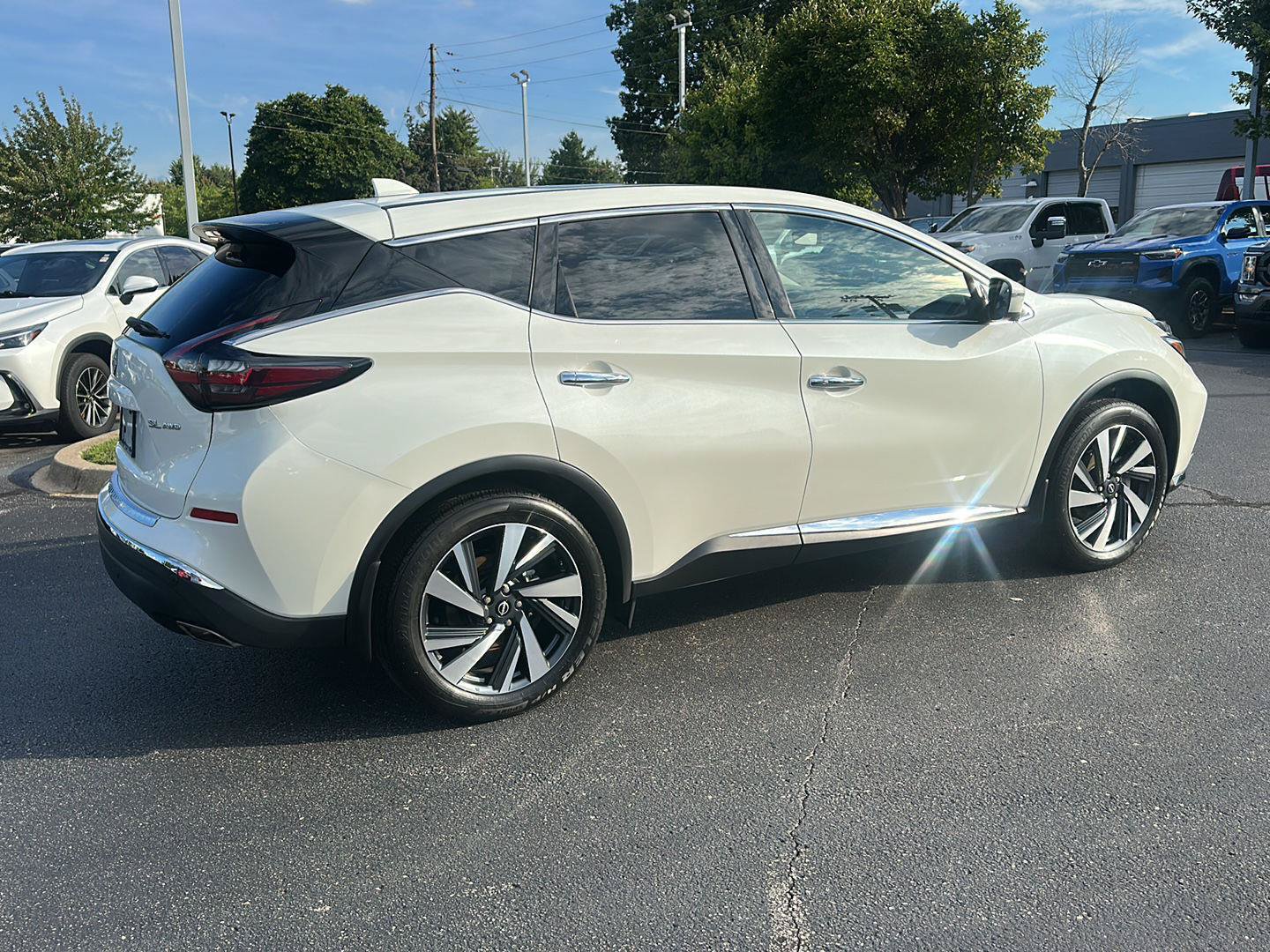 Used 2024 Nissan Murano SL AWD/4WD image 3