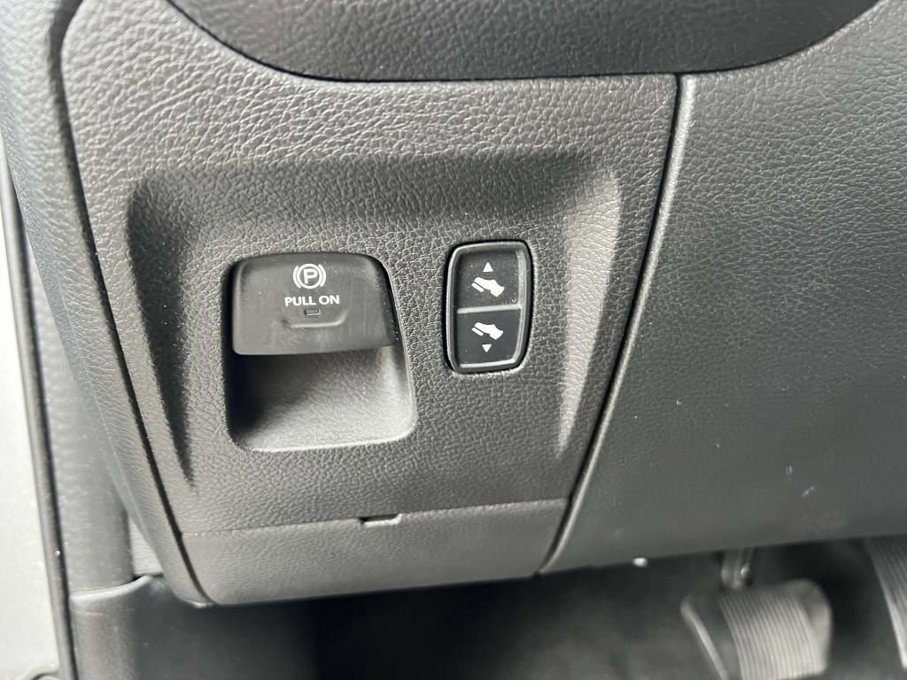 Certified 2022 RAM 1500 Big Horn image 18