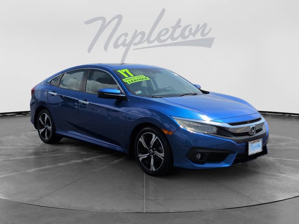 Used 2017 Honda Civic Touring image 3