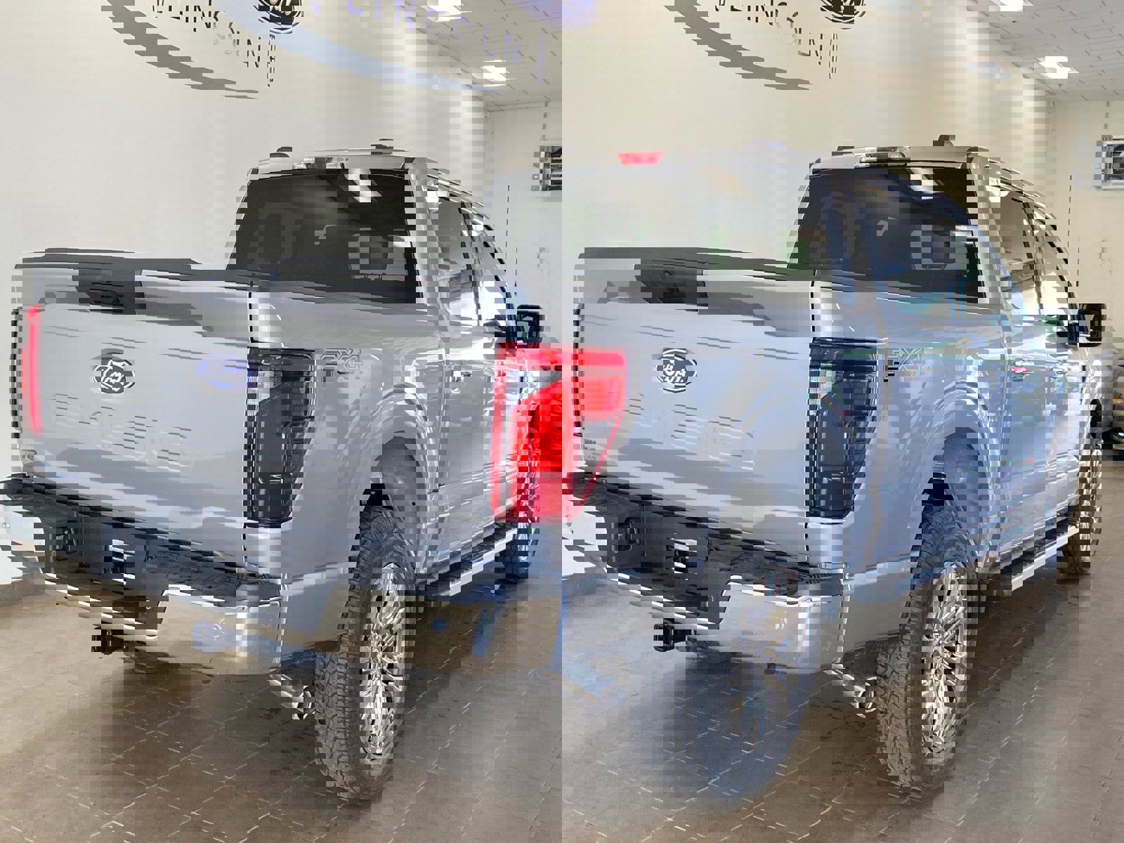 New 2026 Ford F150 XLT w/ XLT Chrome Appearance Package image 14