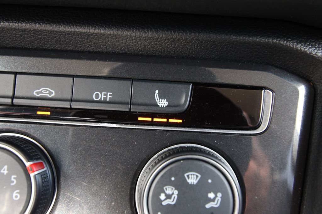 Used 2024 Volkswagen Tiguan Wolfsburg Edition AWD/4WD image 13