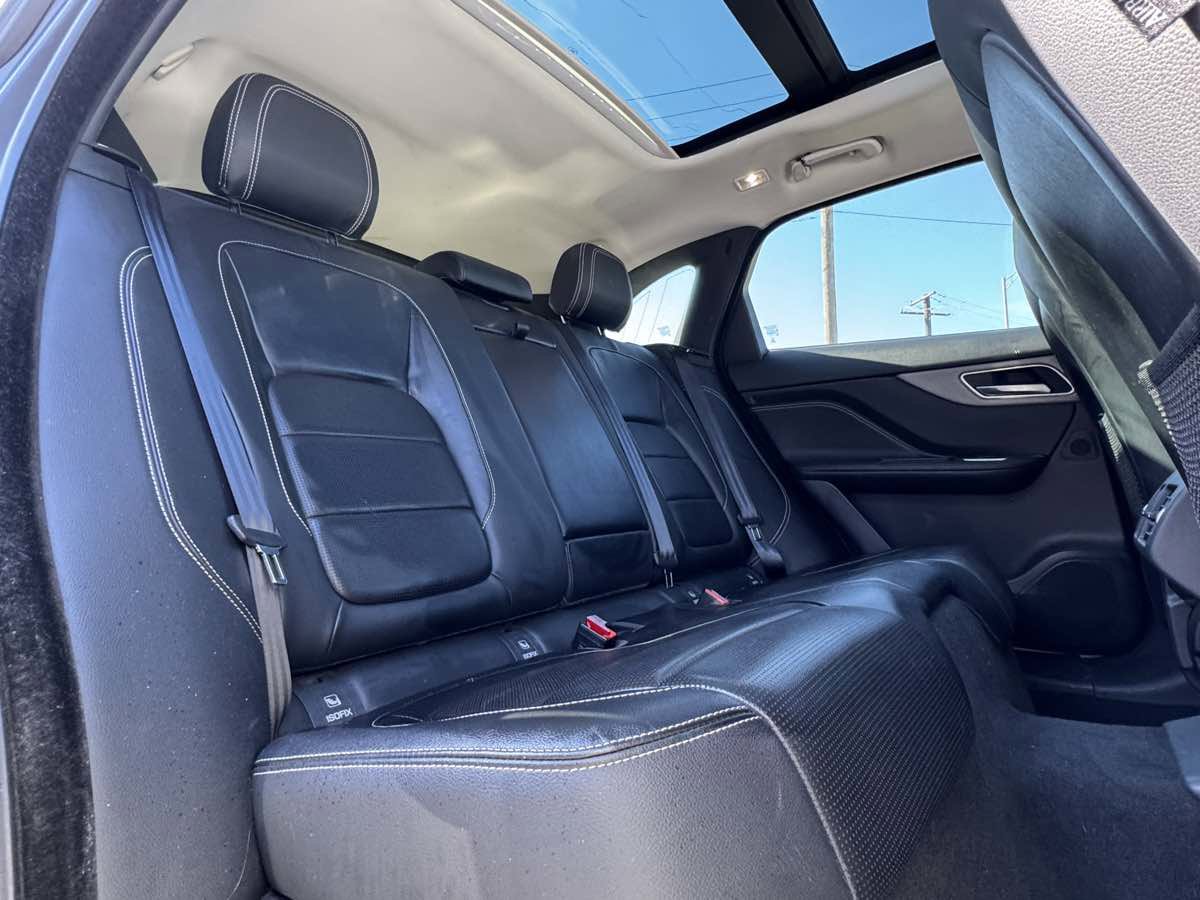 Used 2017 Jaguar F-PACE S image 37