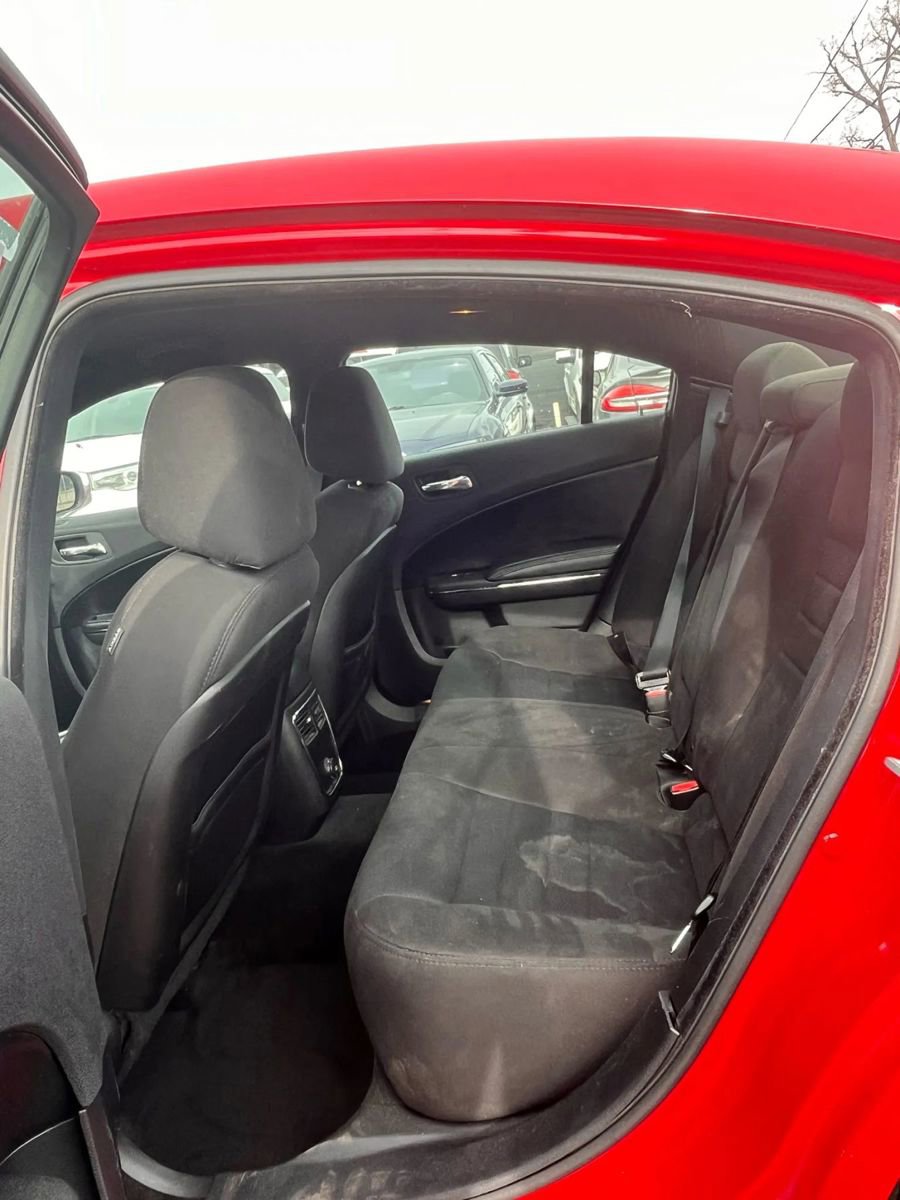 Used 2013 Dodge Charger SXT image 24